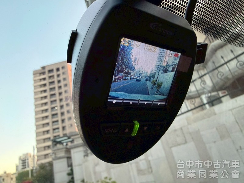 TOYOTA RAV4 /尊爵版