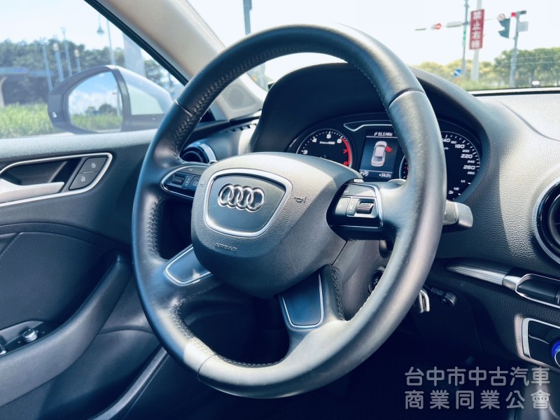 實車實價 里程保証 0~100加速僅需7.3秒 挑動駕馭者的腎上腺素（180P德制馬力）