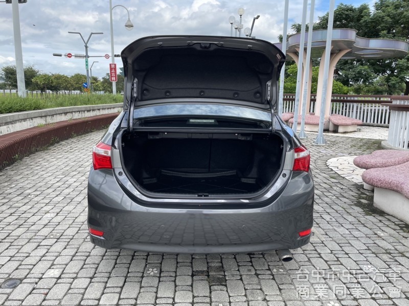 實車實價 里程保証 萊因鑑定  稱霸台灣車壇 最保值的車款 安全配備全面升級