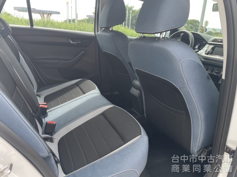 實車實價 里程保証 萊因鑑定 1.2T汽油渦輪 Combi旅行車 操控及安全兼具 省油省稅 大空間