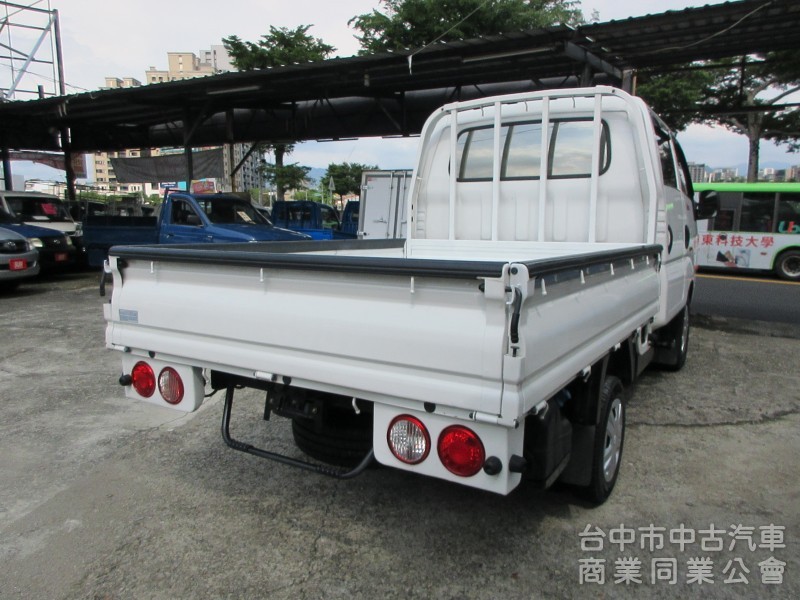 	2021年12月 卡旺雙廂 僅跑4萬多 新車保固中 車美好開 可全貸 歡迎賞車!!