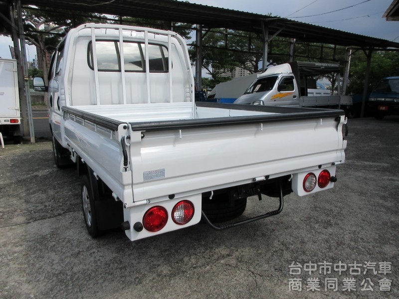 	2021年12月 卡旺雙廂 僅跑4萬多 新車保固中 車美好開 可全貸 歡迎賞車!!
