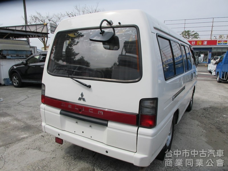 2010年得利卡 輪椅車