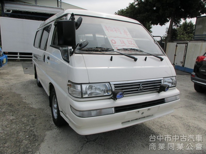 2010年得利卡 輪椅車