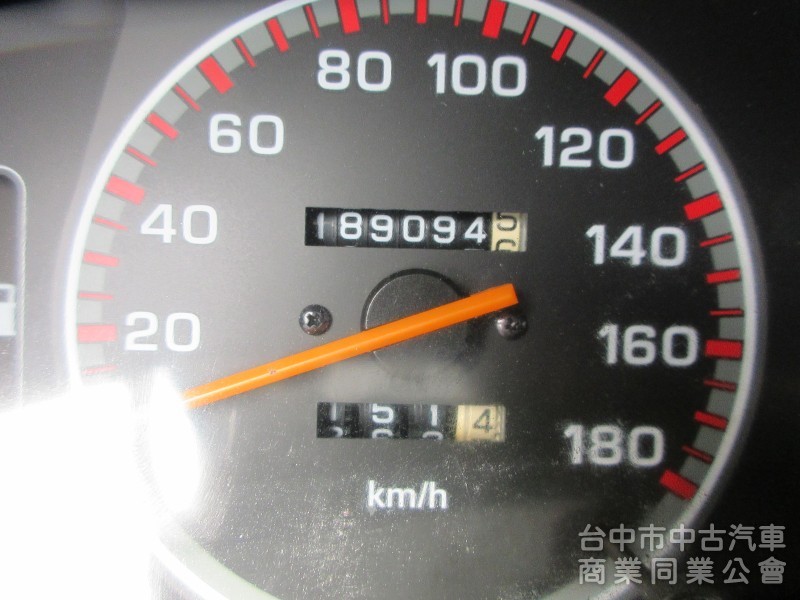 2010年得利卡 輪椅車