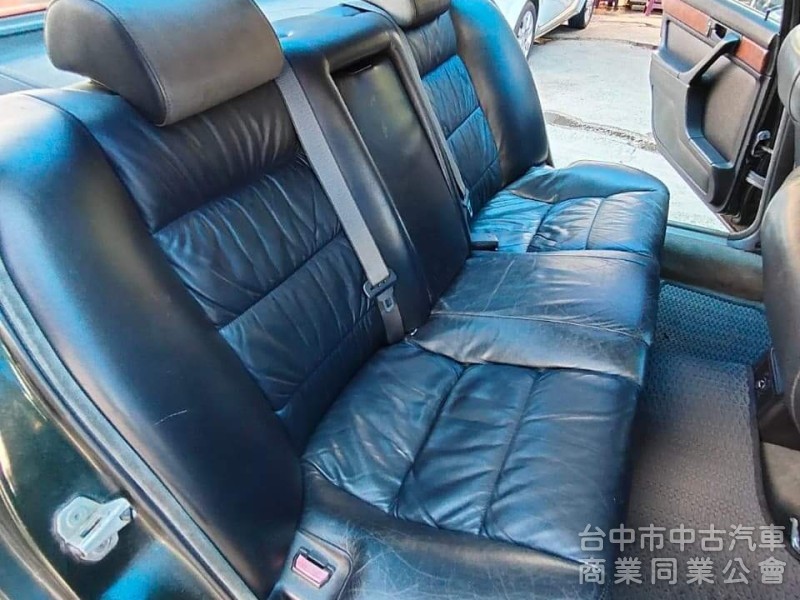 1989 BMW 730i 3.0 E32 經典藏綠