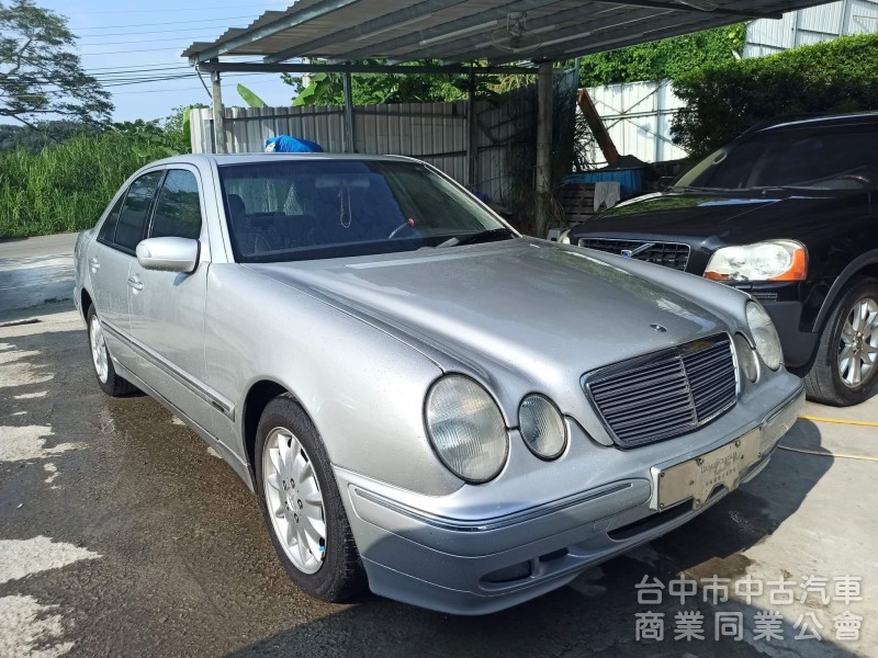 1999 Mercedes-Benz E240 2.0 W210