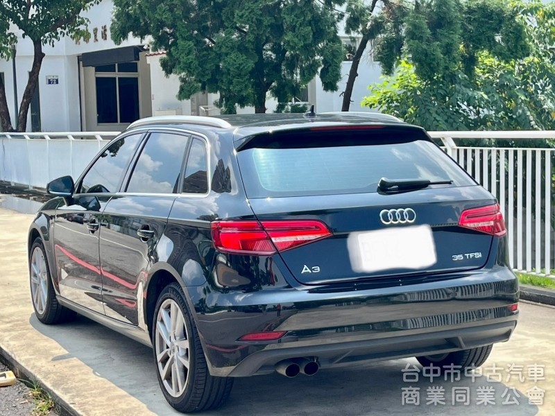 2020年AUDi  A3 SPORT back 1.4  