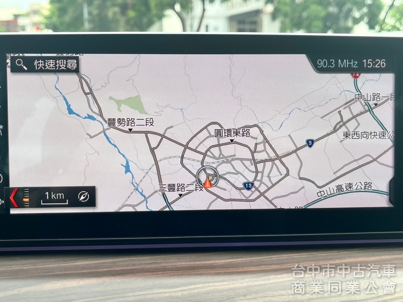 2019年 BMW 520i  5AT 自動跟車系統  盲點偵測  