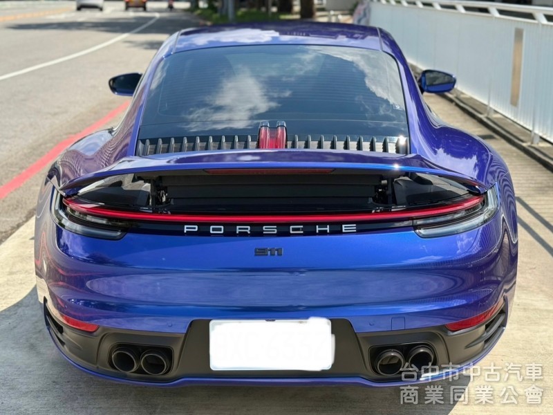 2021年 款  porsche  911