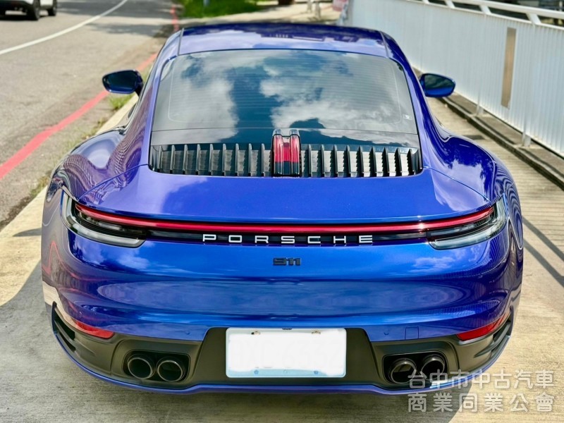 2021年 款  porsche  911