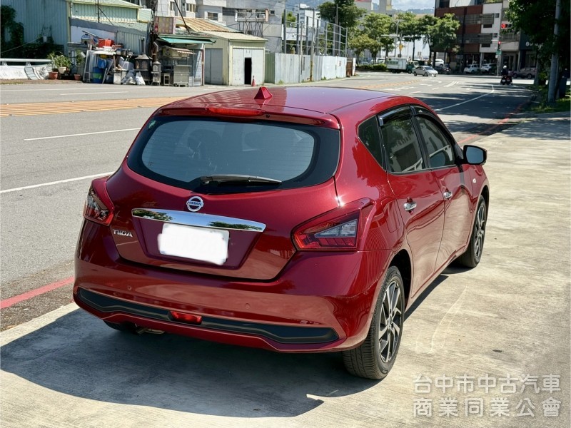 2022年 Nissan tiida 1.6  