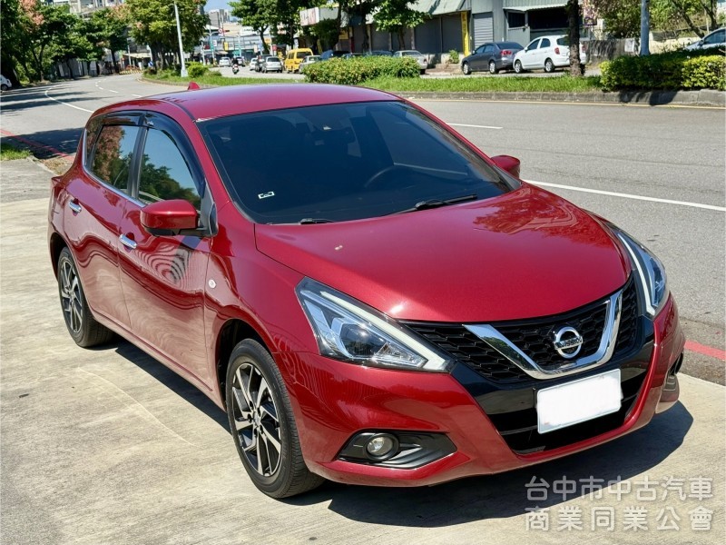 2022年 Nissan tiida 1.6  