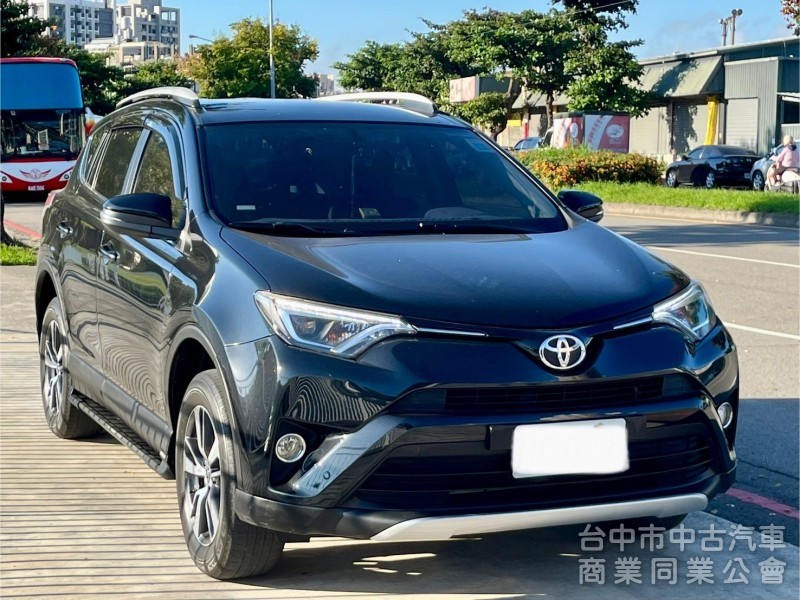 2017年 TOYOTA  RAV4 2.0 