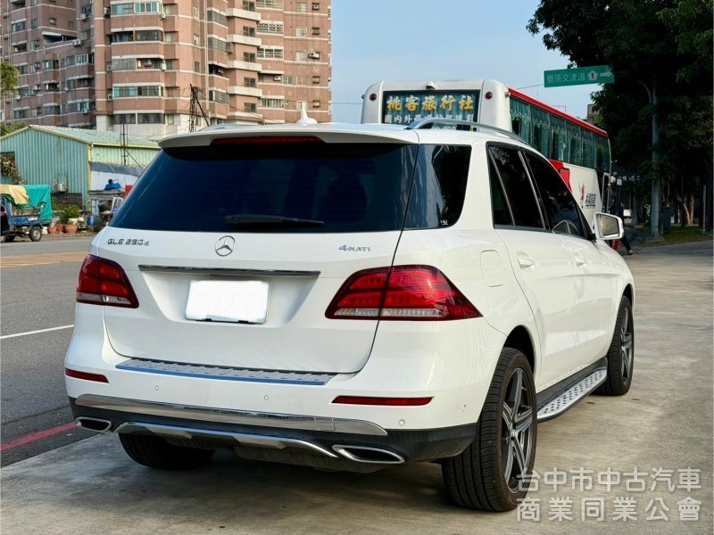 2017年  Benz  GLE250d  2.0 柴油渦輪  