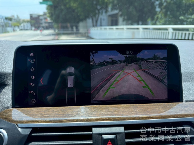 ikey 摸們  定速 全景天窗 電尾門 電動椅  方向盤加熱  車側盲點 車道偏移 電尾門  電動椅 