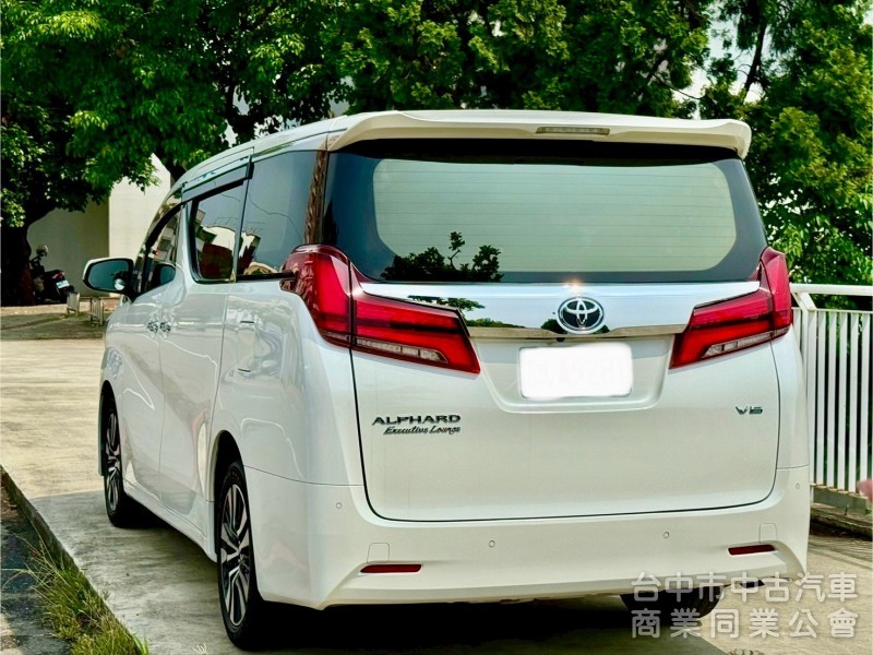 認證車  ikey  摸門  定速  電滑門電動椅冷熱通風 JBL音響   影音系統  4WD 電動椅  電動尾門  