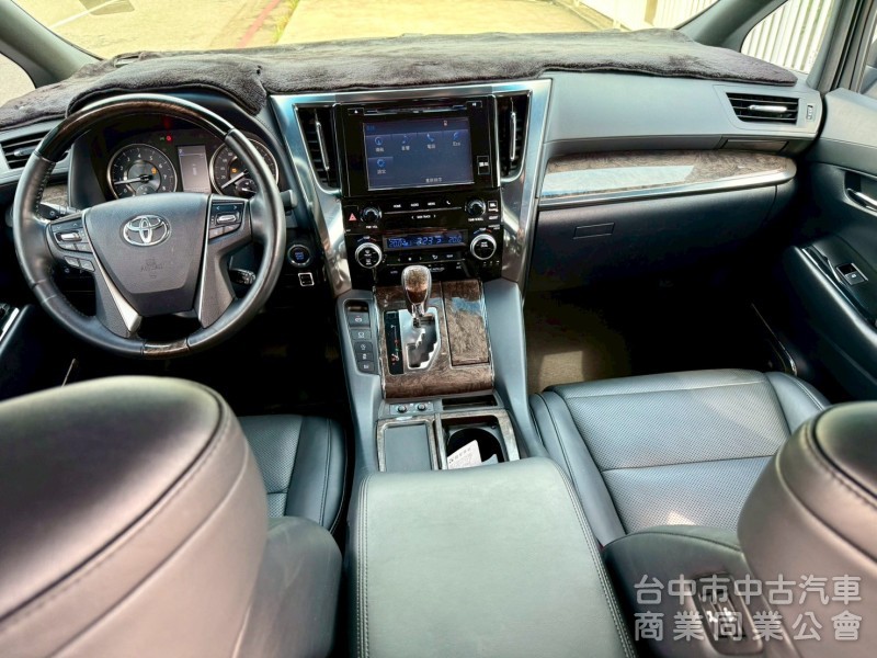 認證車  ikey  摸門  定速  電滑門電動椅冷熱通風 JBL音響   影音系統  4WD 電動椅  電動尾門  