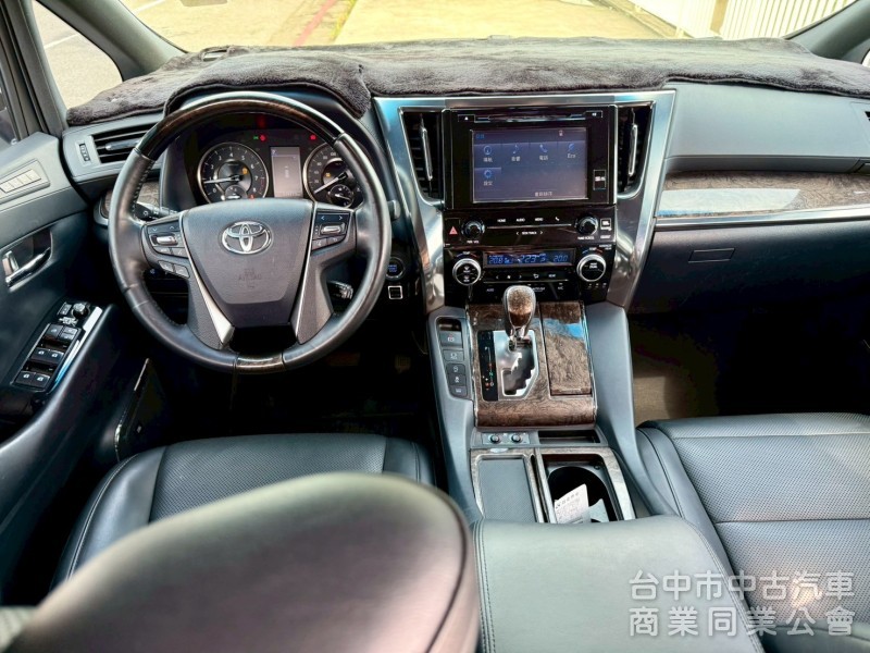 認證車  ikey  摸門  定速  電滑門電動椅冷熱通風 JBL音響   影音系統  4WD 電動椅  電動尾門  