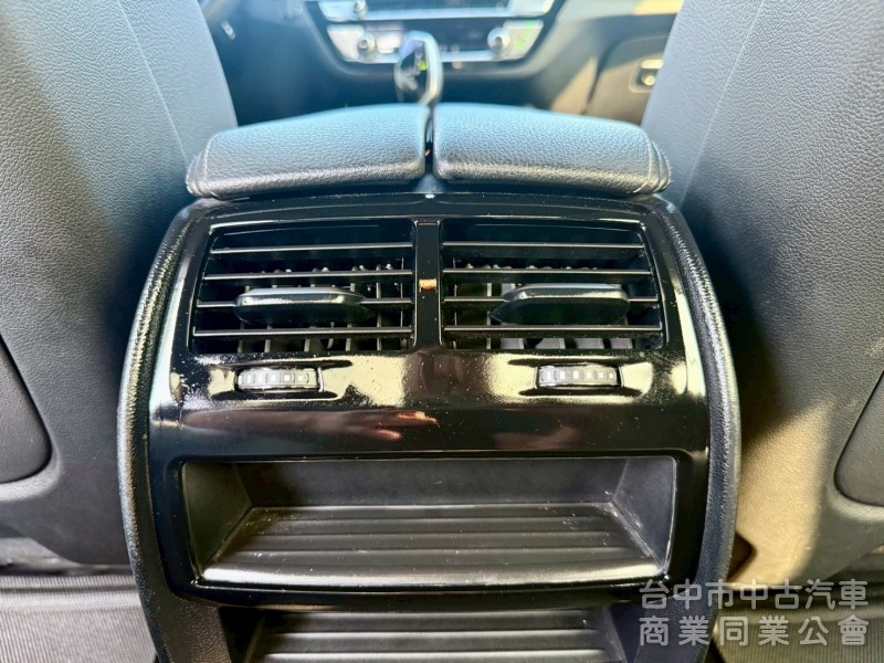 530i M-SPORT 小改款  ikey  摸門  5AU跟車 盲點  車道置中   電動椅  電動尾  HK音響 