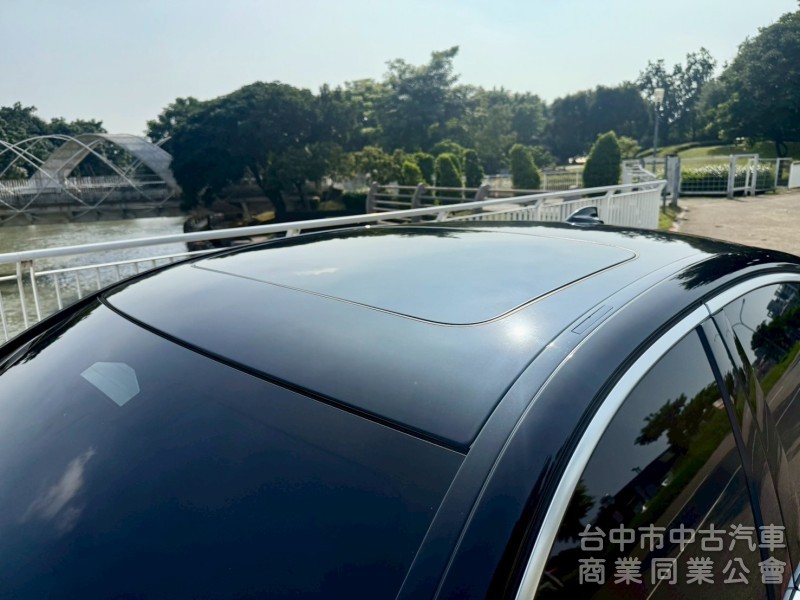530i M-SPORT 小改款  ikey  摸門  5AU跟車 盲點  車道置中   電動椅  電動尾  HK音響 