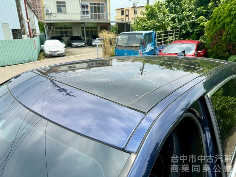 25T R-SPORT 內外套件  馬力250匹  ikey  摸門  定速   影音系統   