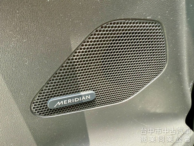 25T R-SPORT 內外套件  馬力250匹  ikey  摸門  定速   影音系統   