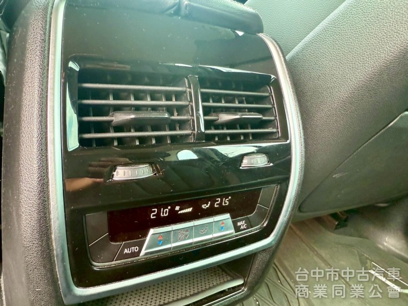   ikey  摸門  5au跟車定速   hk音響  影音系統   盲點 抬頭 電動椅 