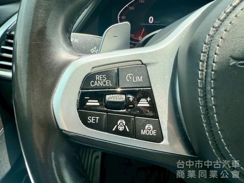   ikey  摸門  5au跟車定速   hk音響  影音系統   盲點 抬頭 電動椅 