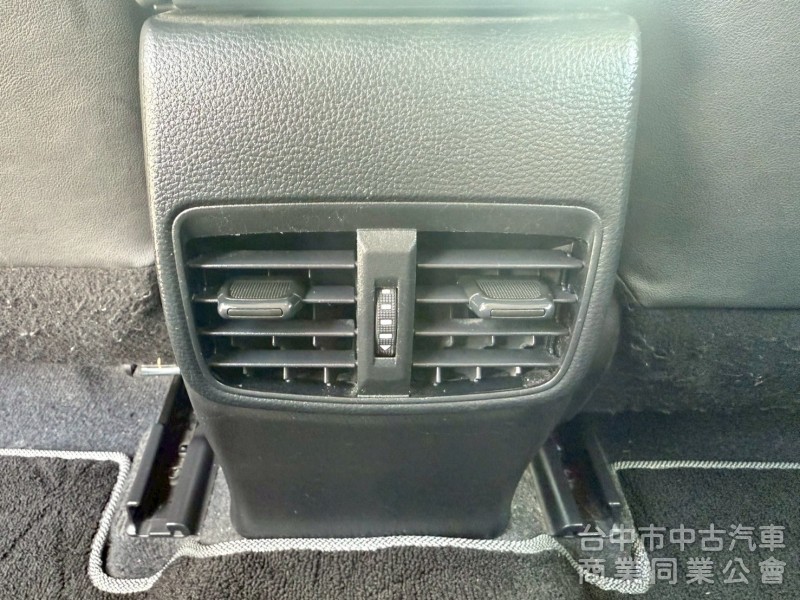 acc跟車系統  恆溫 行車偏移  後做出風口  