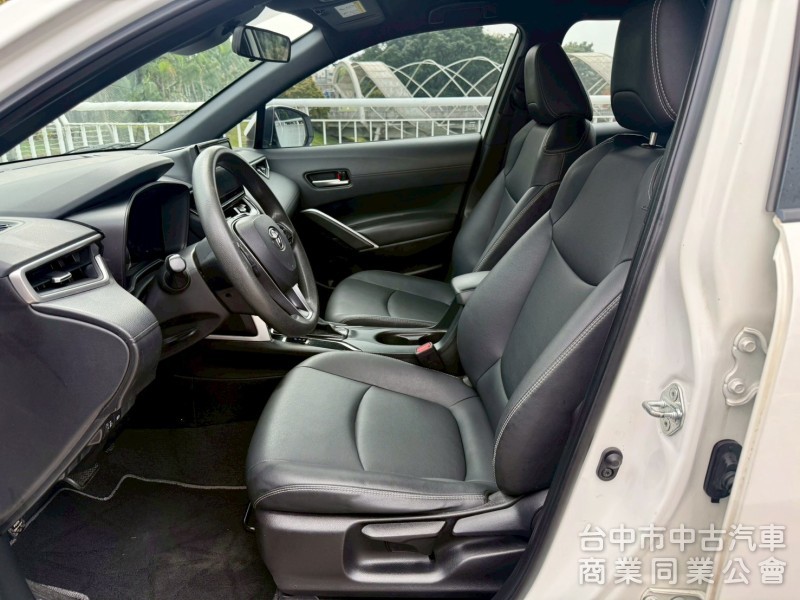 acc跟車系統  恆溫 行車偏移  後做出風口  