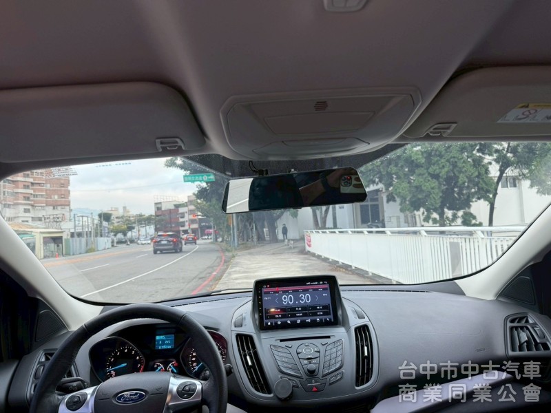 僅跑11萬公里 平價代步休旅車 