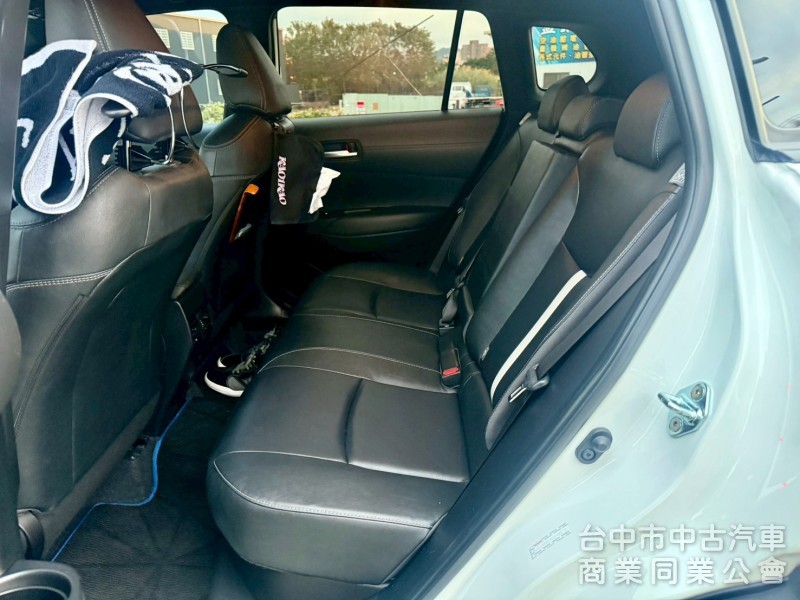 C.C GR 油電版 一手車 原廠保養 保固中 ACC跟車 車道置中 盲點 影音 升級鋁圈 碟盤 避震 拉桿