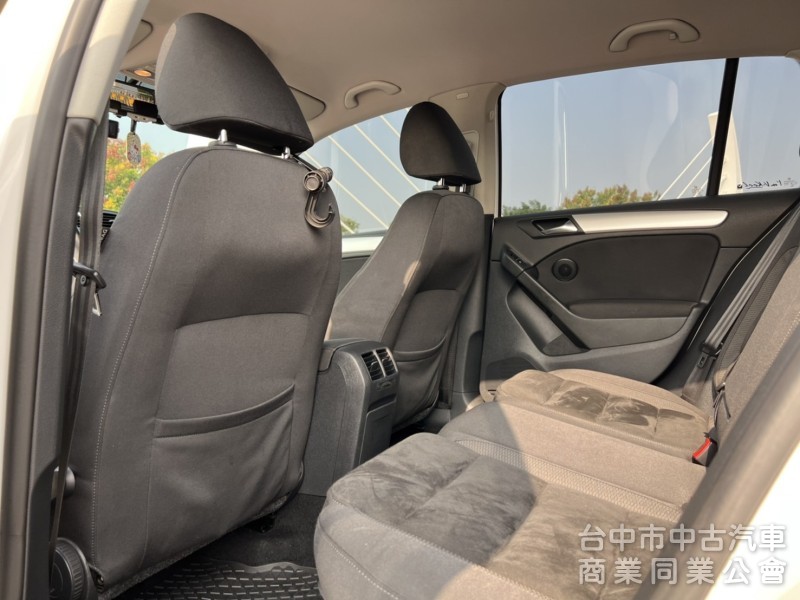 2010年 Volkswagen MK6 GOLF 2.0 TDI 美車原鈑件 低里程