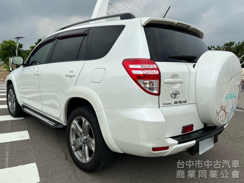 2012年 TOYOTA RAV4 2.4G 2WD 天窗 6顆安全氣囊 一手美車 原鈑件 低里程