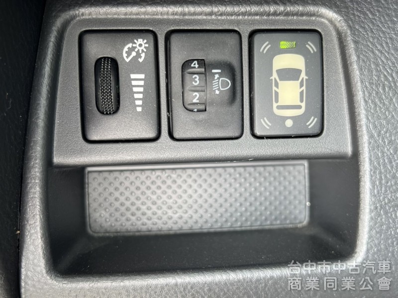 2012年 TOYOTA RAV4 2.4G 2WD 天窗 6顆安全氣囊 一手美車 原鈑件 低里程