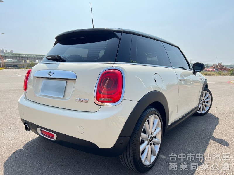 2017年2018年式 汎德總代理 MINI F56 HATCH Cooper 1.5 3D 一手美車 原鈑件 超低里程