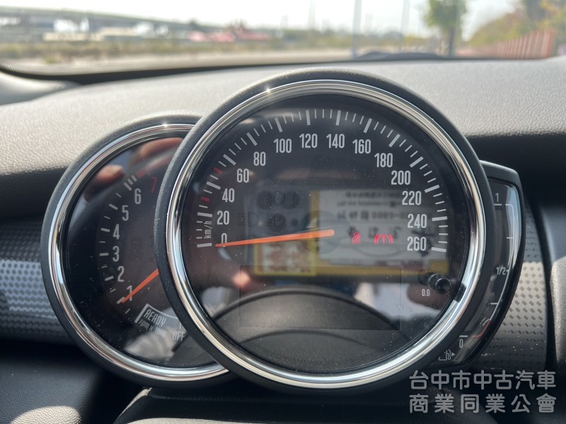 2017年2018年式 汎德總代理 MINI F56 HATCH Cooper 1.5 3D 一手美車 原鈑件 超低里程