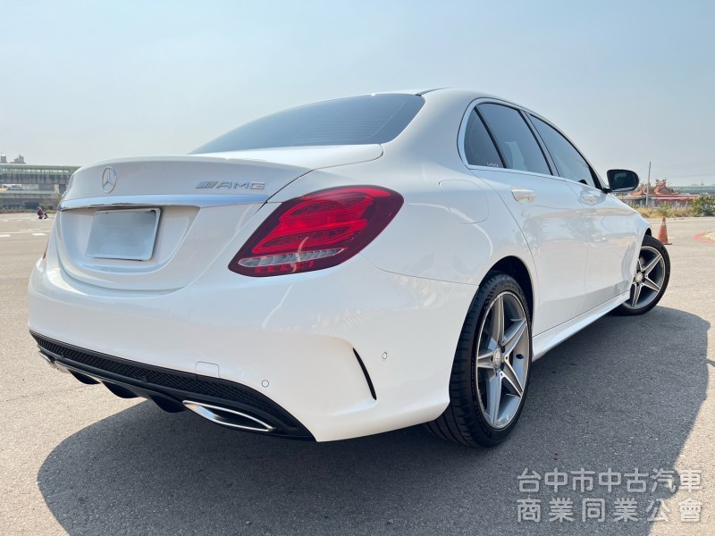 2015年 總代理 M-BENZ C-Class Sedan C250 AMG Line 超美車 原鈑件 里程保證