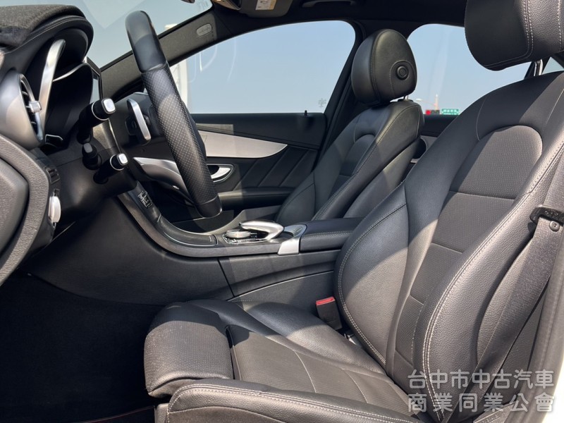 2015年 總代理 M-BENZ C-Class Sedan C250 AMG Line 超美車 原鈑件 里程保證