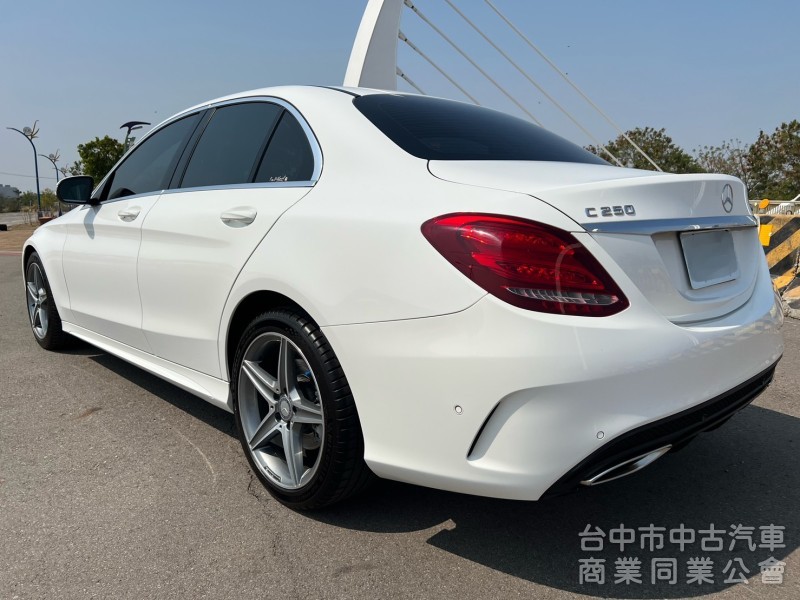 2015年 總代理 M-BENZ C-Class Sedan C250 AMG Line 超美車 原鈑件 里程保證