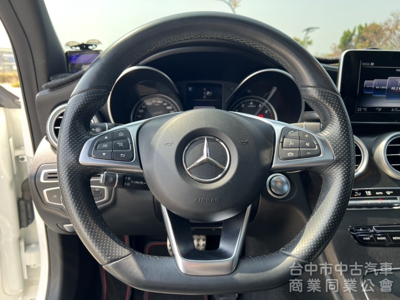 2015年 總代理 M-BENZ C-Class Sedan C250 AMG Line 超美車 原鈑件 里程保證