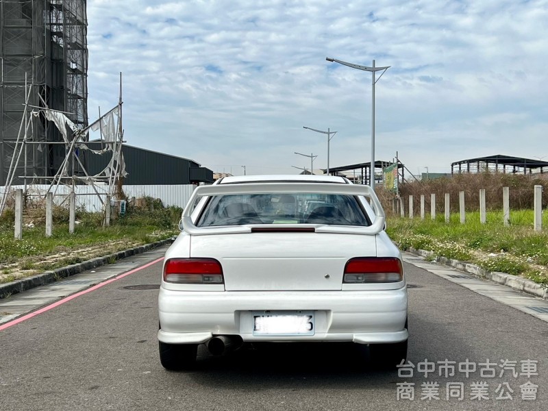 2000．Subaru．GC8．白色．第三方認證