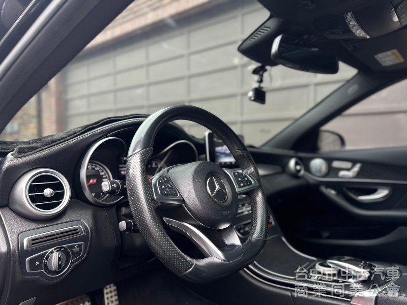 2015．Benz．C300．黑色．第三方認證