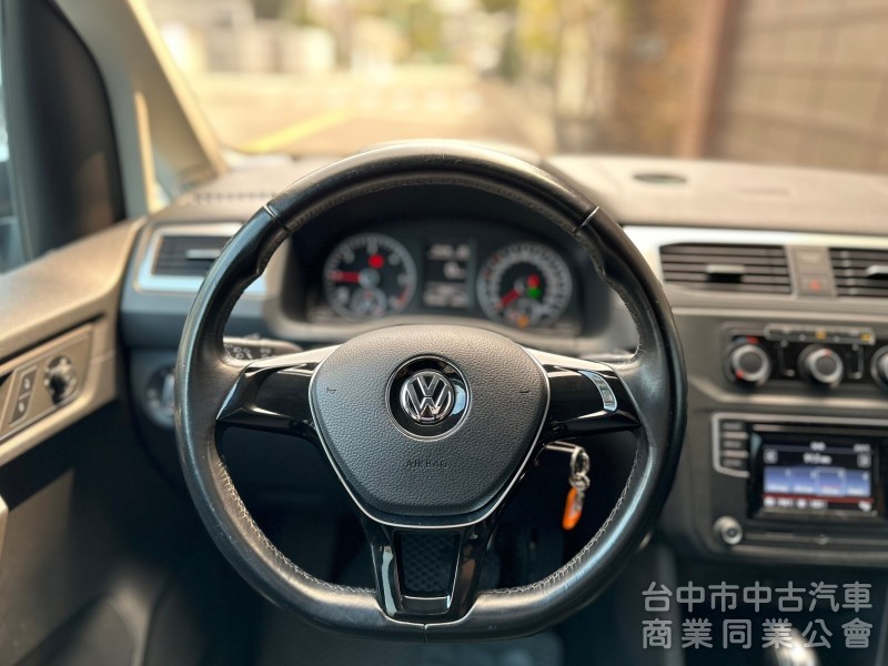 2016．Volkswagen．Caddy．棕色．原版件