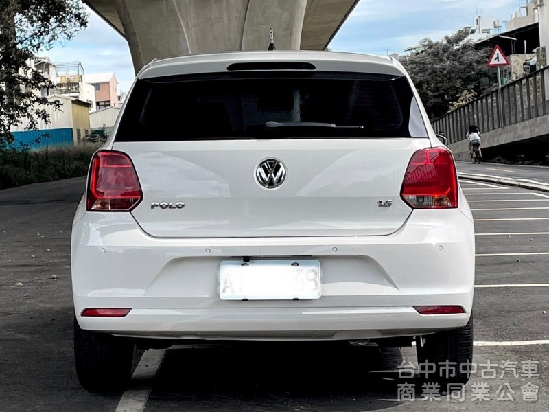 2015．VW．POLO．白色