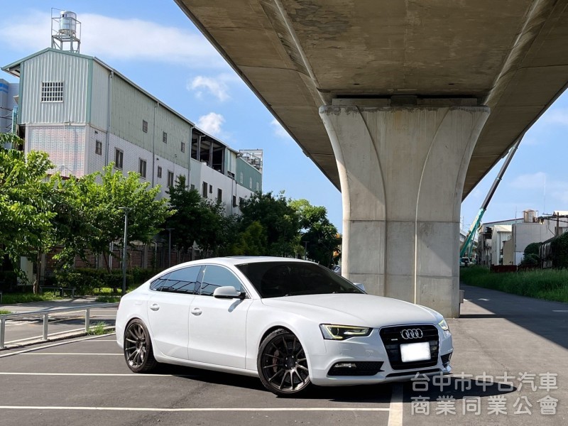 2014．AUDI．A5．白色