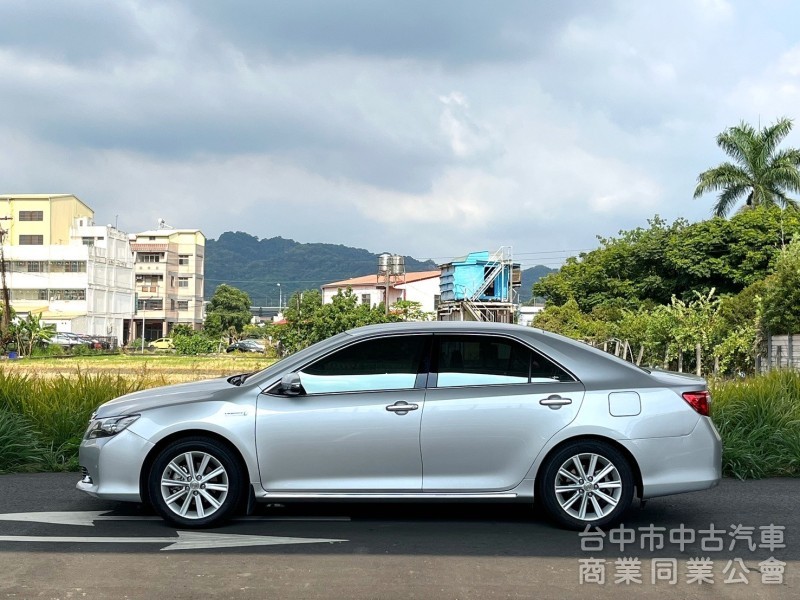 2012．Toyota．Camry Hybrid．銀色