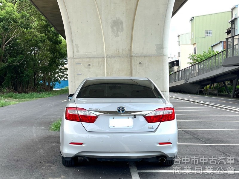 2012．Toyota．Camry Hybrid．銀色