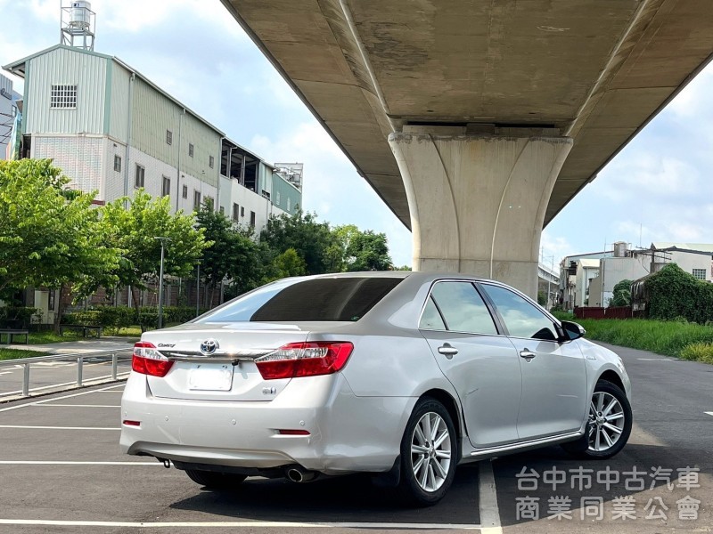 2012．Toyota．Camry Hybrid．銀色